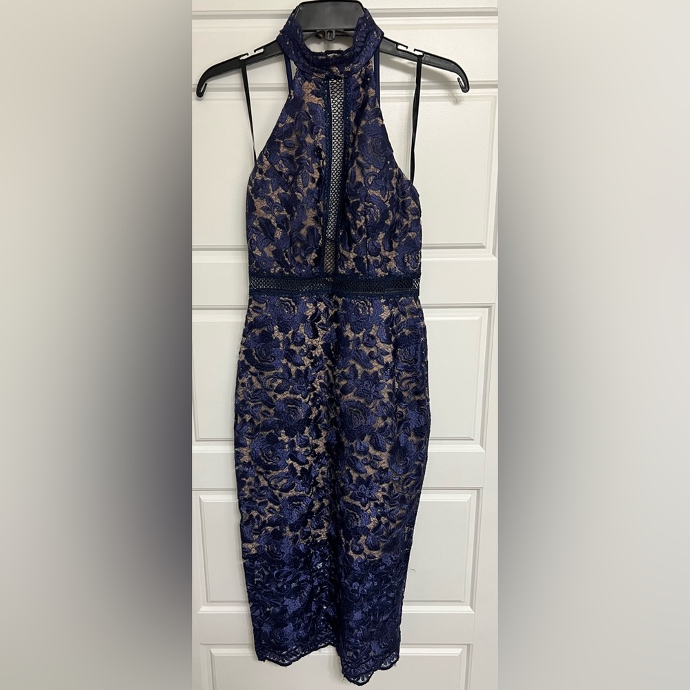 Womens NEW Xscape lace dress, purple size 2